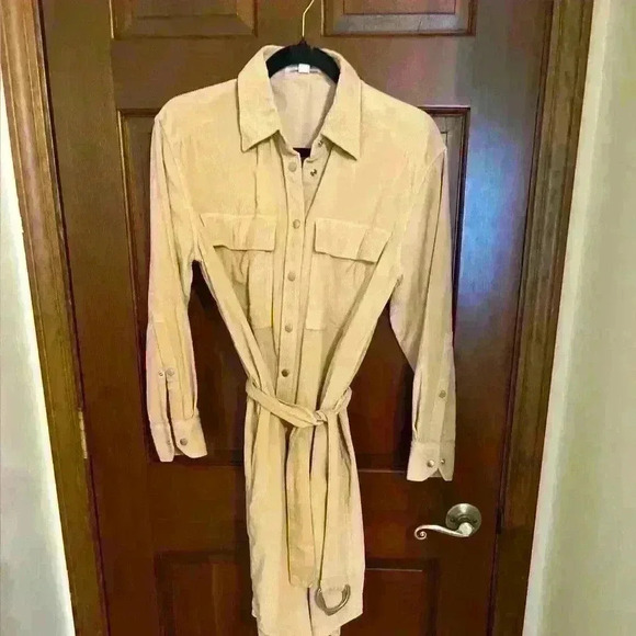 Hugo Boss 4P corduroy wrap dress NWOT - Picture 2 of 6